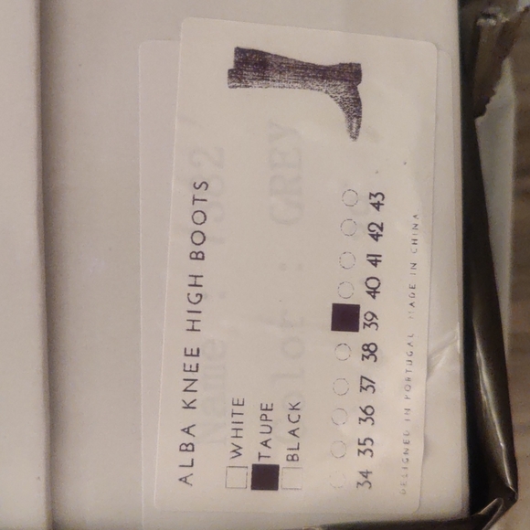 High boots - Picture 5 of 7